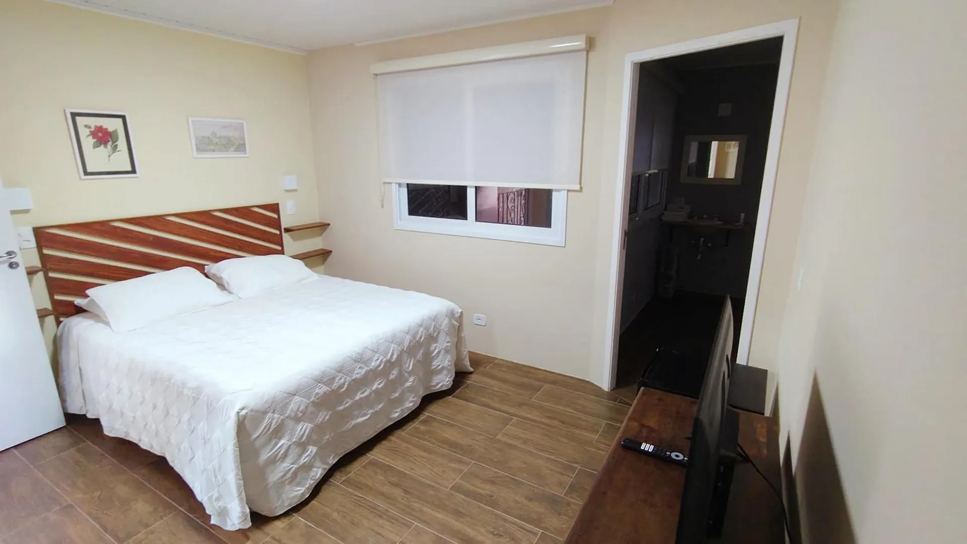 Hotel Araucaria Lodge - 800 Metros Do Capivari Campos do Jordao