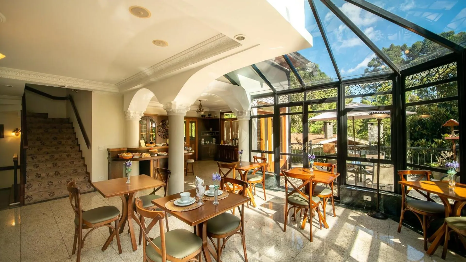 **** Hotel Araucaria Lodge - 800 Metros Do Capivari Campos do Jordao Brazil