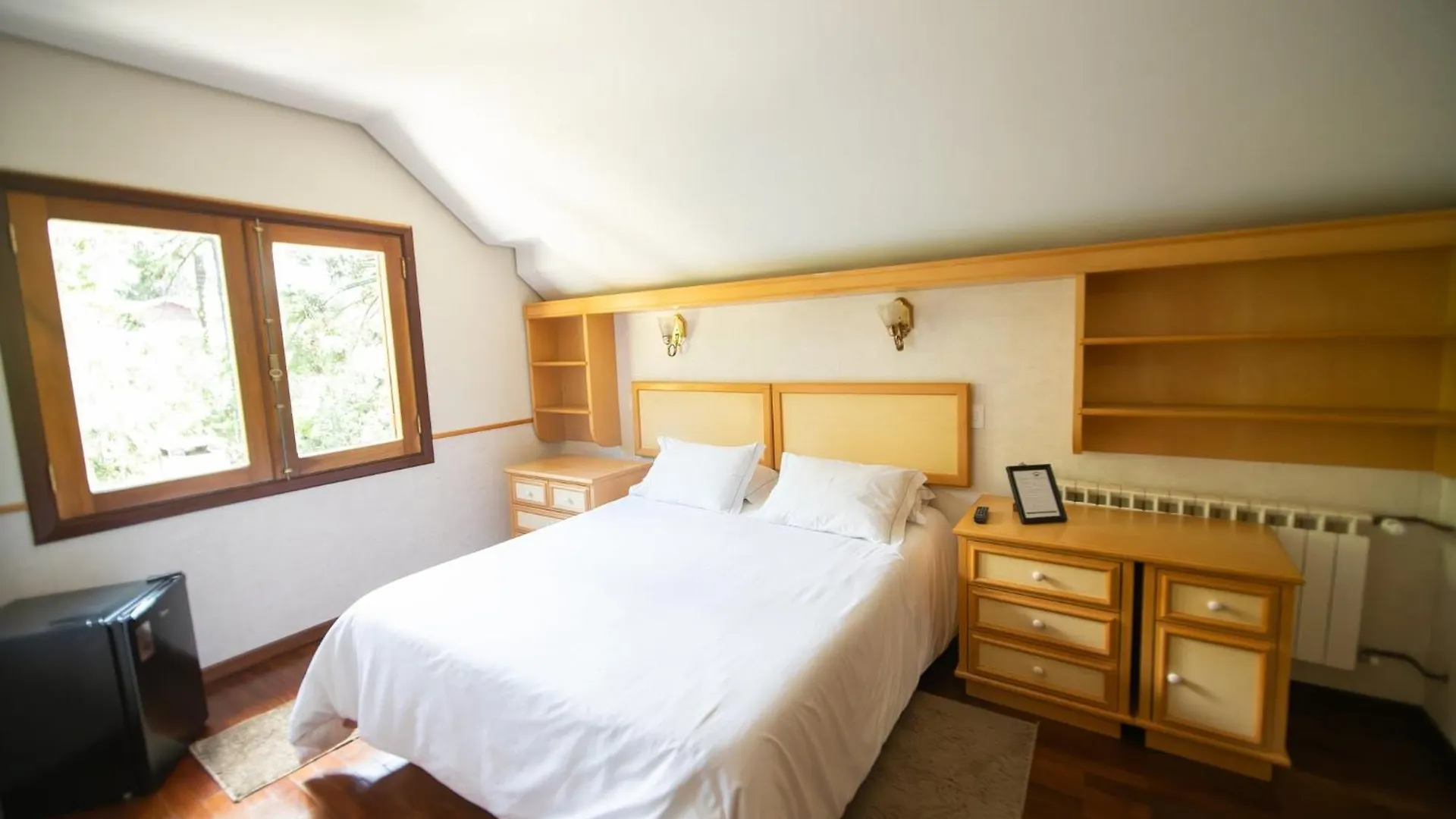 Araucaria Lodge - 800 Metros Do Capivari Campos do Jordao