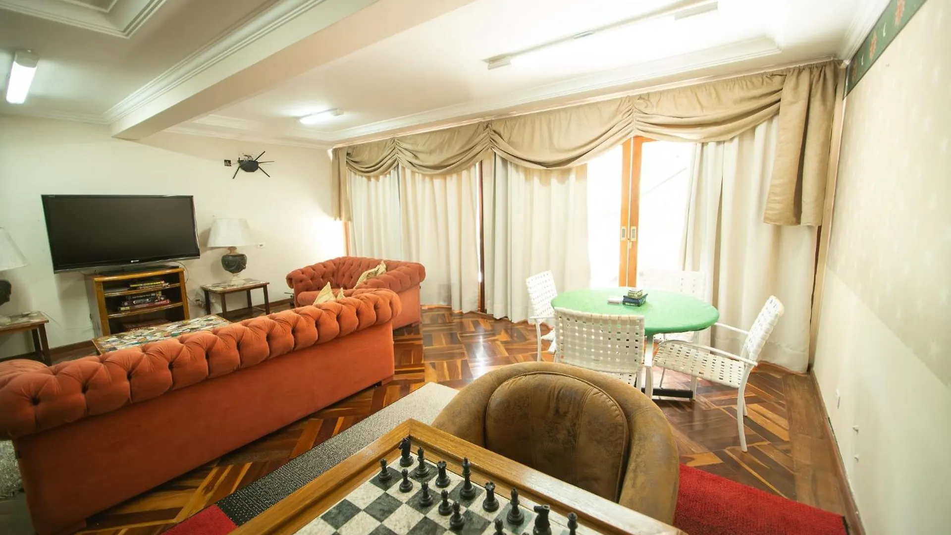 Hotel Araucaria Lodge - 800 Metros Do Capivari Campos do Jordao