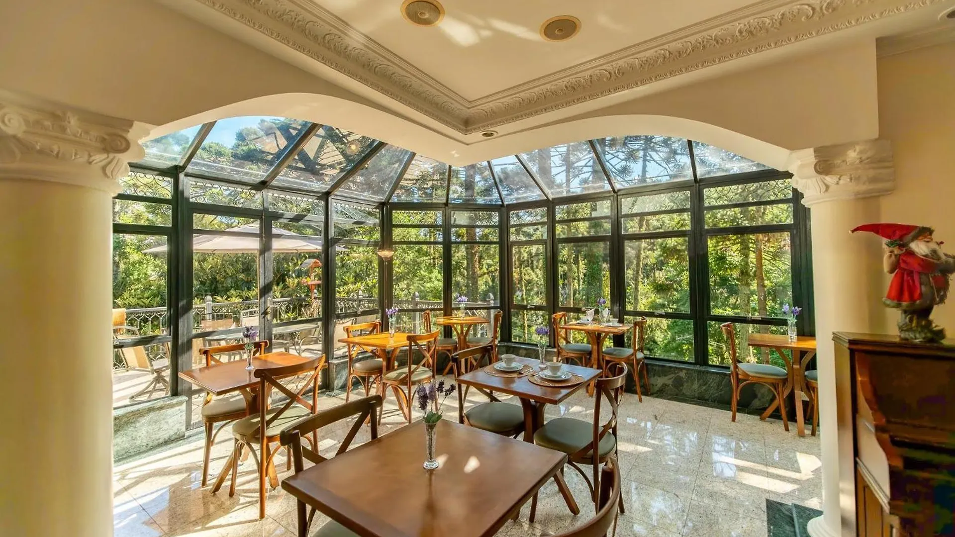 Araucaria Lodge Campos do Jordao 4*,